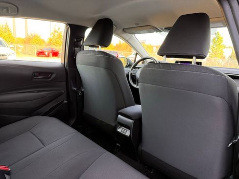 Used 2024 Toyota Corolla LE w/ LE Convenience Package image 22
