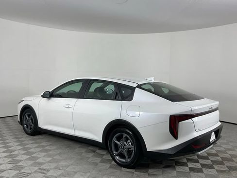 Used 2025 Kia K4 FWD image 7