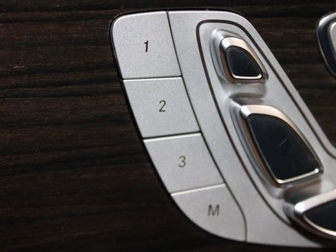 Used 2016 Mercedes-Benz C 300 4MATIC Sedan w/ Surround View Package image 24