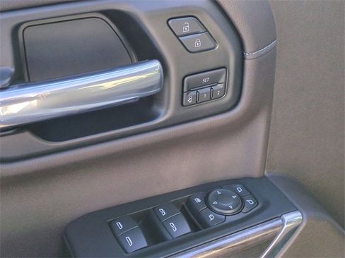 Used 2021 Chevrolet Silverado 1500 LTZ w/ Technology Package image 13