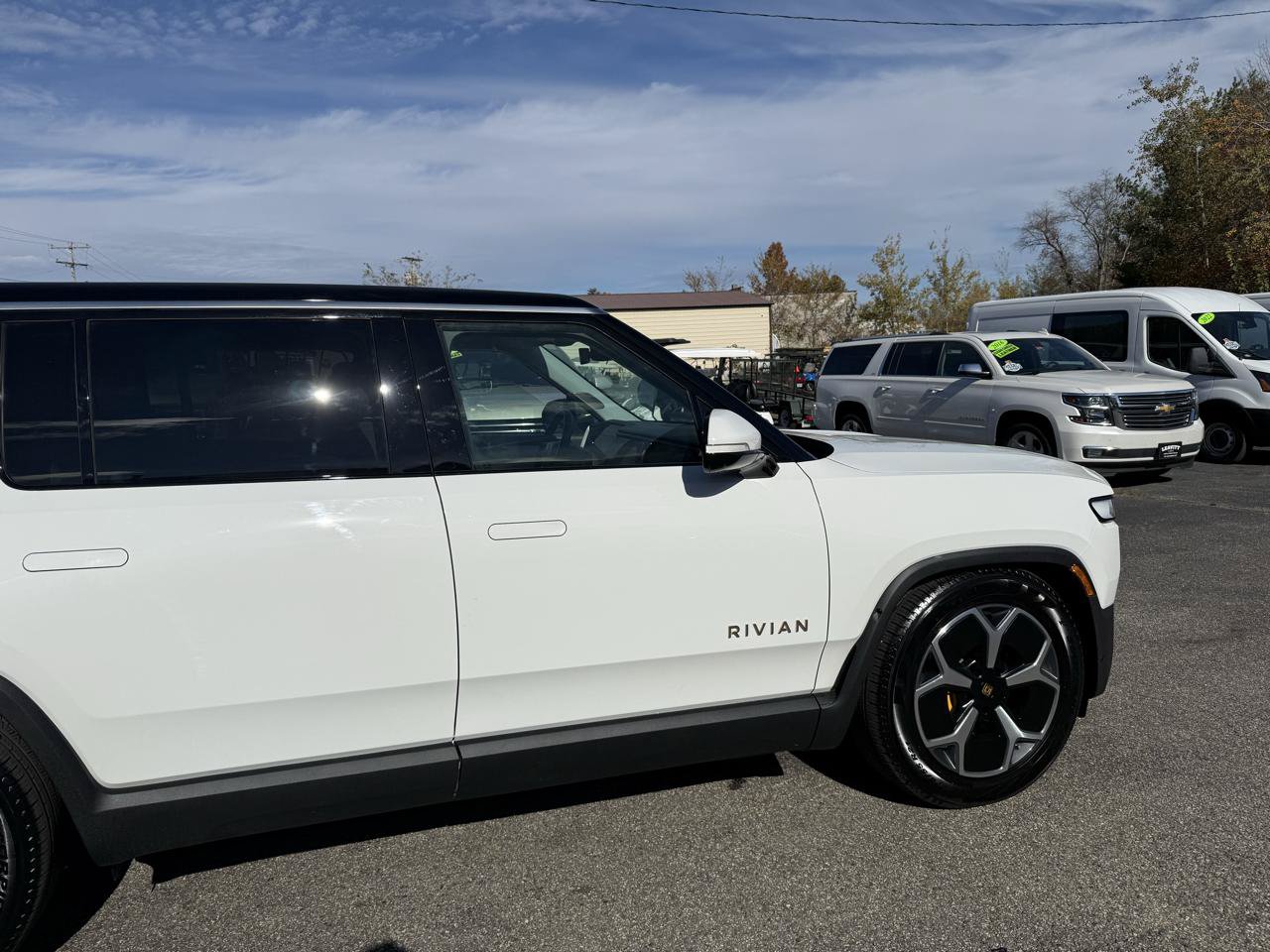 Used 2023 Rivian R1S Adventure Quad AWD/4WD image 16