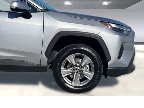 Used 2024 Toyota RAV4 XLE AWD/4WD image 34