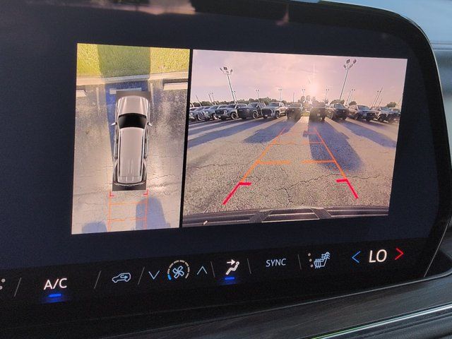 Used 2025 Chevrolet Tahoe LT RWD image 20