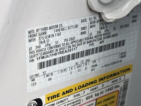 Certified 2024 Ford Expedition XLT image 36