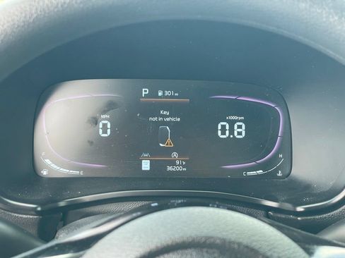 Used 2023 Kia Soul S FWD image 16