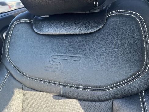 Used 2022 Ford Explorer ST w/ Equipment Group 401A image 11