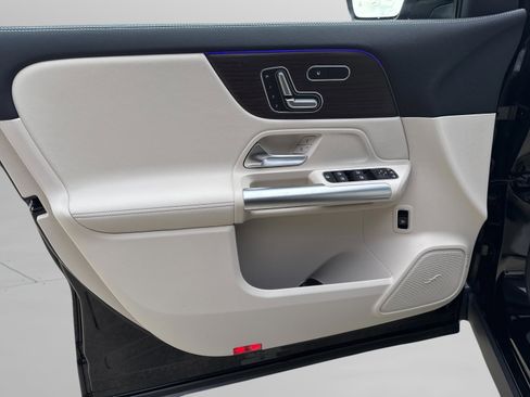 New 2026 Mercedes-Benz GLA 250 image 42