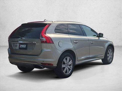 Used 2016 Volvo XC60 T6 w/ Proximity Package FWD image 5