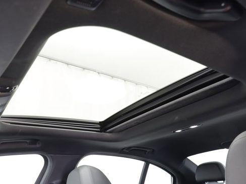 Used 2021 BMW 330i xDrive Sedan w/ Convenience Package image 14