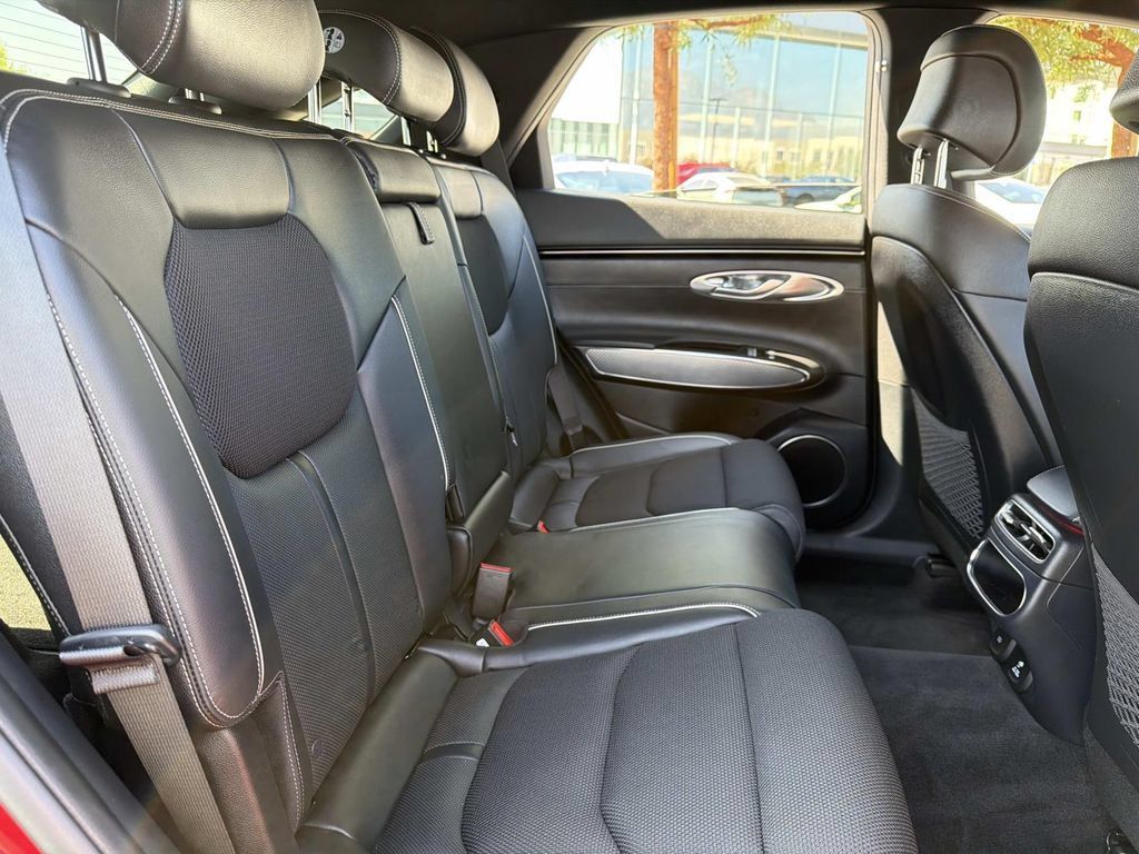 Certified 2024 Genesis GV70 3.5T Sport AWD/4WD image 18