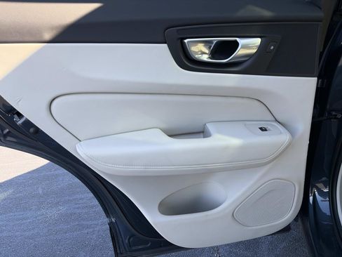 Certified 2023 Volvo XC60 B5 Plus w/ Climate Package image 12