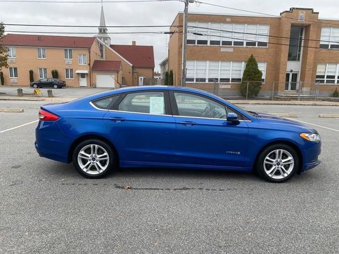 Used 2018 Ford Fusion S image 4