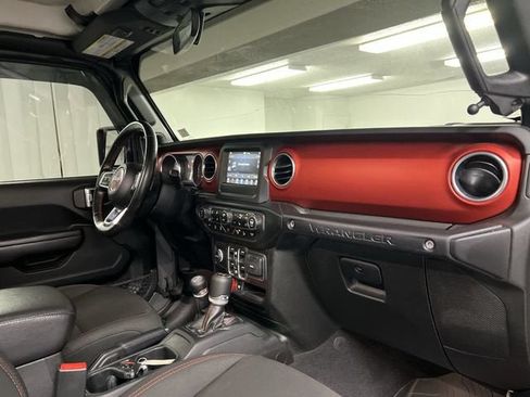 Used 2020 Jeep Wrangler Unlimited Rubicon w/ LED Lighting Group AWD/4WD image 28