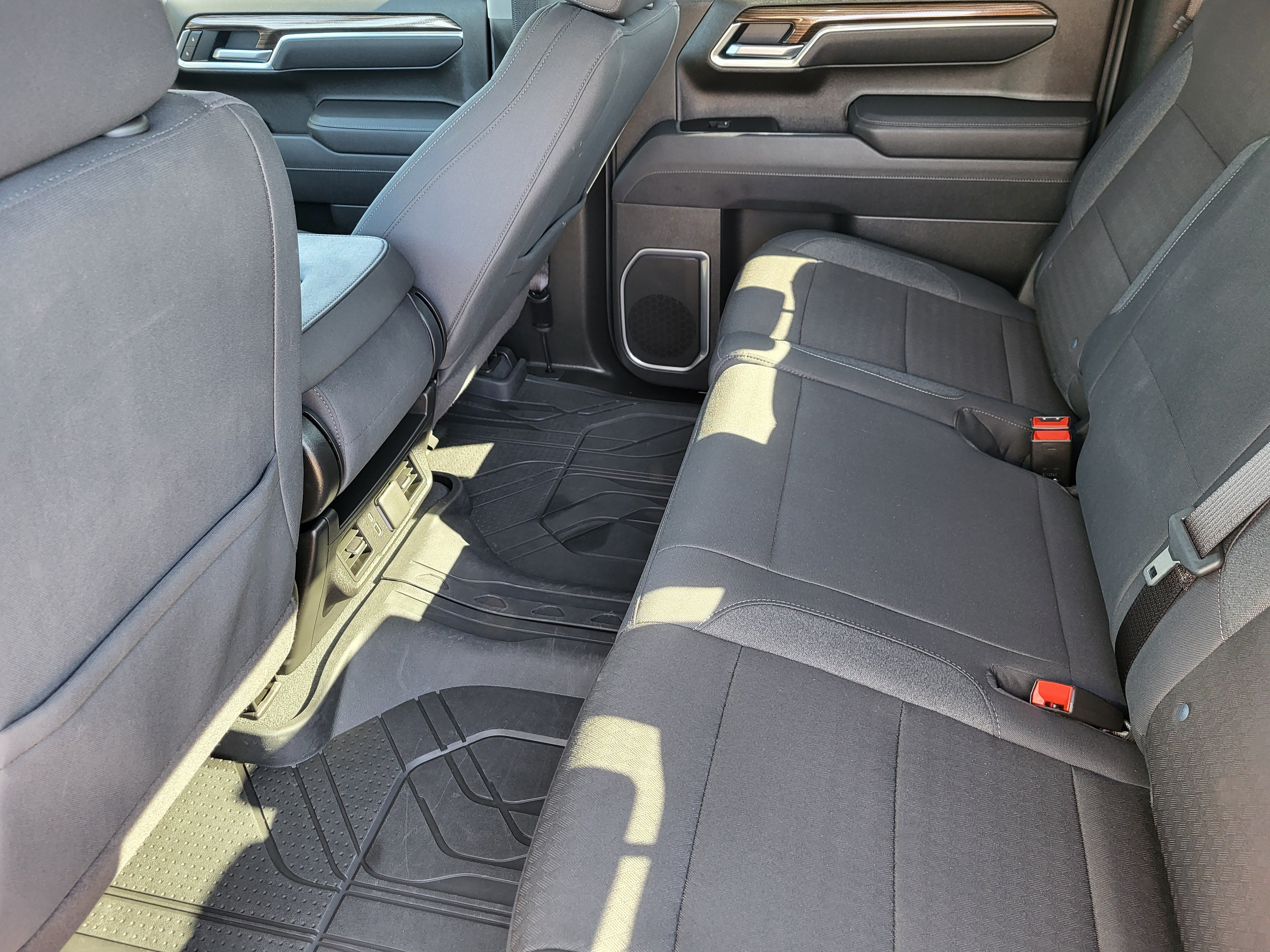 Used 2025 Chevrolet Silverado 1500 RST w/ Rally Edition AWD/4WD image 29