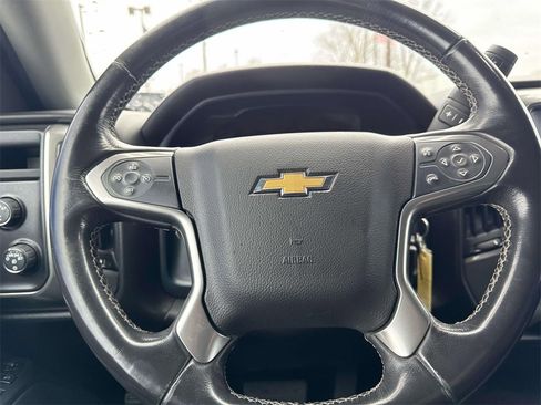 Used 2018 Chevrolet Silverado 1500 LT w/ LT Convenience Package image 16