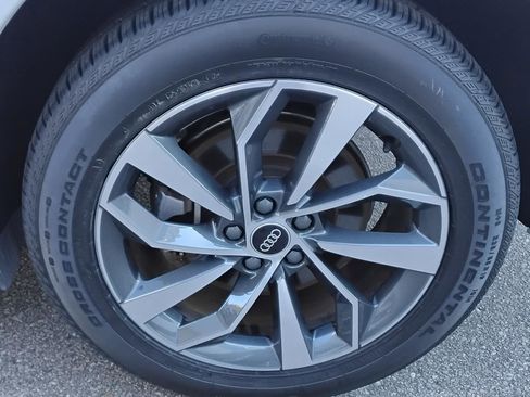 Certified 2023 Audi Q5 2.0T Premium Plus w/ Premium Plus Package image 11