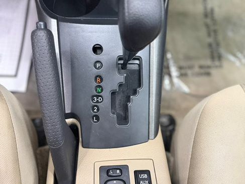 Used 2012 Toyota RAV4 4WD w/ Value Pkg image 12