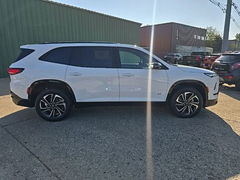 New 2026 Buick Enclave Sport Touring w/ Power Package FWD image 8