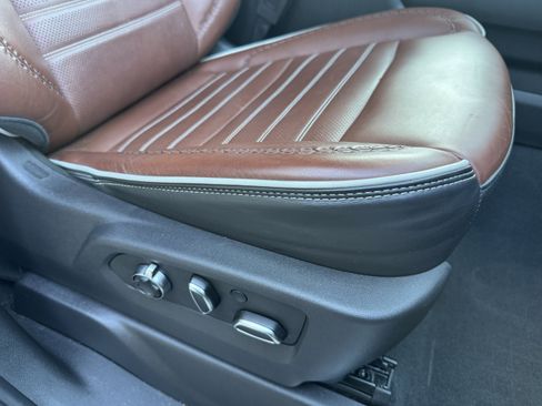 Used 2024 GMC Sierra 1500 Denali Ultimate image 12