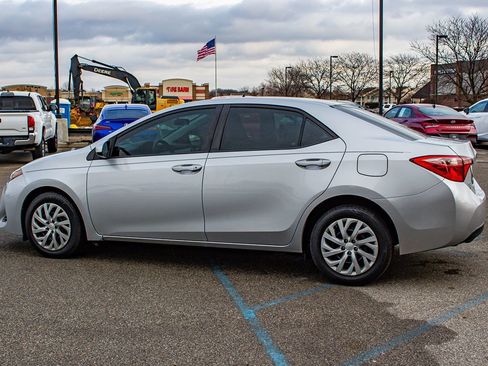 Used 2019 Toyota Corolla LE image 6