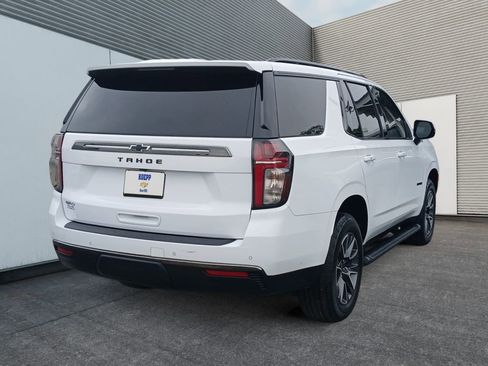 Used 2022 Chevrolet Tahoe Z71 w/ Luxury Package AWD/4WD image 5