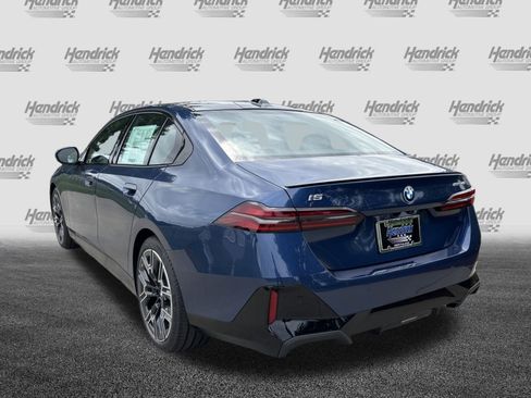 Used 2026 BMW i5 eDrive40 w/ M Sport Package image 7