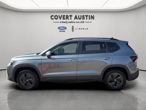 Used 2025 Volkswagen Taos S w/ Taos MDO Package FWD image 2