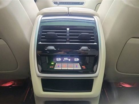 Used 2023 BMW X6 xDrive40i w/ Executive Package image 40