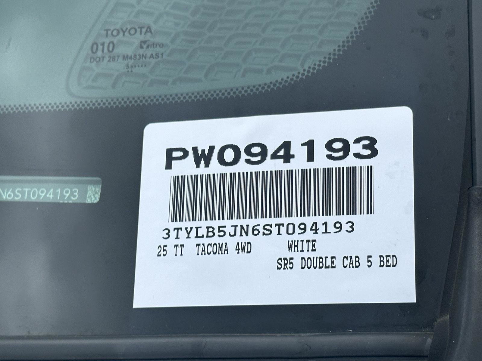 Certified 2025 Toyota Tacoma SR5 AWD/4WD image 55