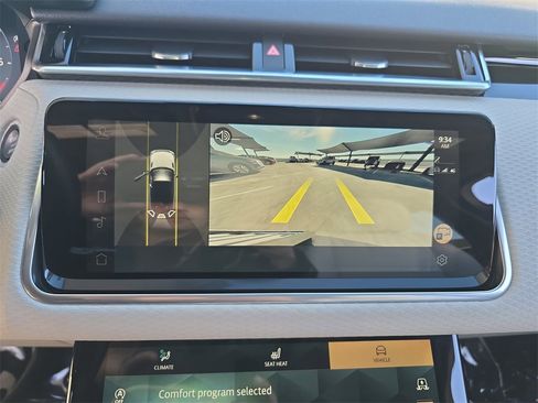 Certified 2023 Land Rover Range Rover Velar HST image 24