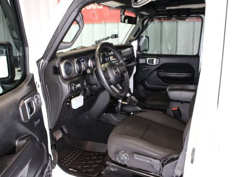 Used 2022 Jeep Wrangler Unlimited Sport w/ Sun And Sound Package AWD/4WD image 35
