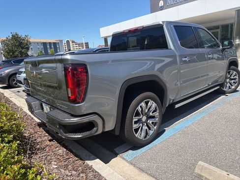Used 2025 GMC Sierra 1500 Denali w/ Denali Reserve Package image 4