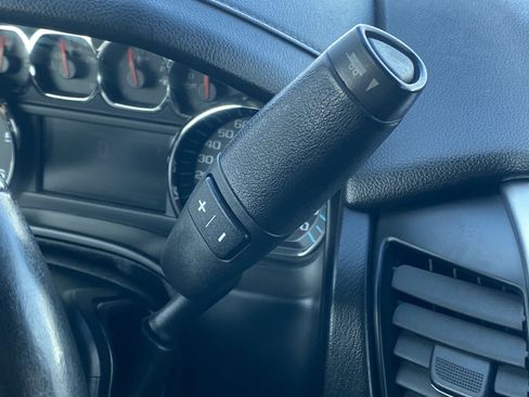 Used 2016 Chevrolet Tahoe LTZ image 17