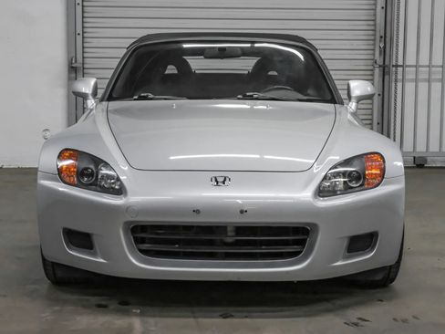 Used 2003 Honda S2000 image 5