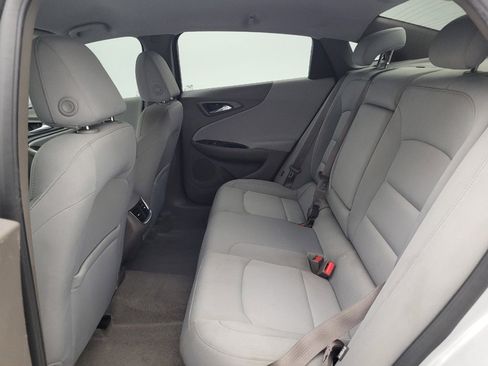 Used 2018 Chevrolet Malibu LT FWD image 18
