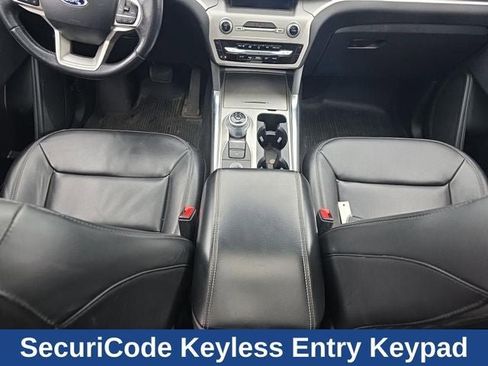 Used 2022 Ford Explorer XLT w/ Equipment Group 202A image 15