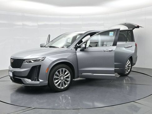 Used 2023 Cadillac XT6 Premium Luxury FWD image 42