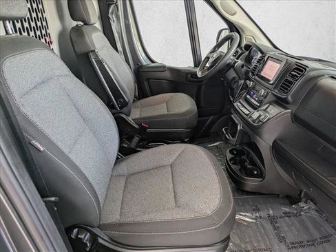 Used 2024 RAM ProMaster 2500 w/ Convenience Group FWD image 21