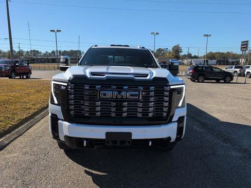 New 2025 GMC Sierra 3500 Denali Ultimate AWD/4WD image 1