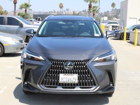 Certified 2025 Lexus NX 250 FWD w/ Accessory Package (Z1) image 2