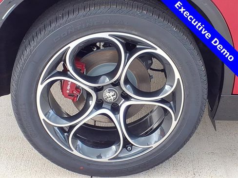 New 2025 Alfa Romeo Stelvio Sprint w/ Veloce Package image 6