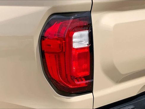 Used 2024 GMC Canyon AT4X AWD/4WD image 29