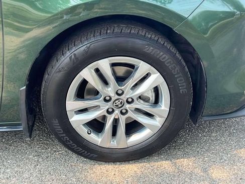 Certified 2024 Toyota Sienna Limited AWD/4WD image 15