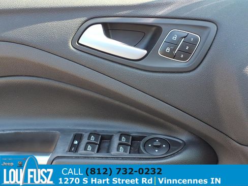 Used 2018 Ford Escape Titanium FWD image 17