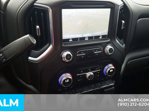Used 2021 GMC Sierra 1500 AT4 w/ AT4 Preferred Package image 9