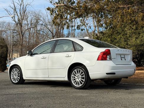 Used 2010 Volvo S40 2.4i image 3