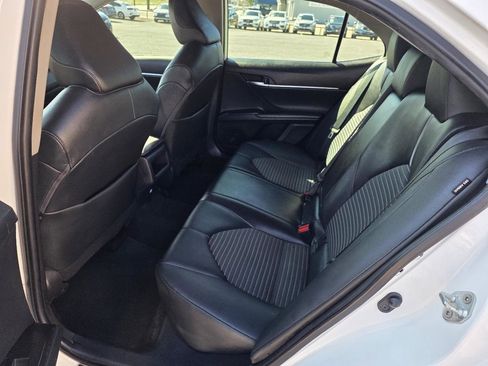 Used 2021 Toyota Camry SE image 13