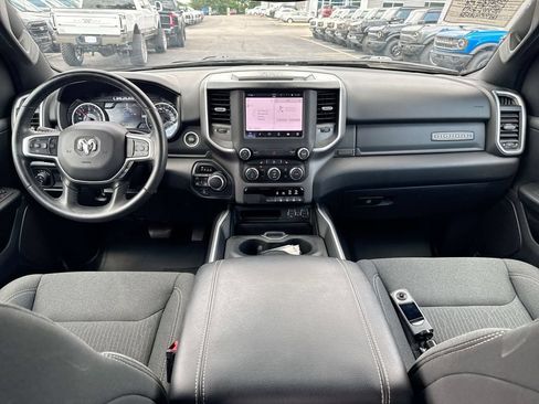 Used 2022 RAM 1500 Big Horn AWD/4WD image 10