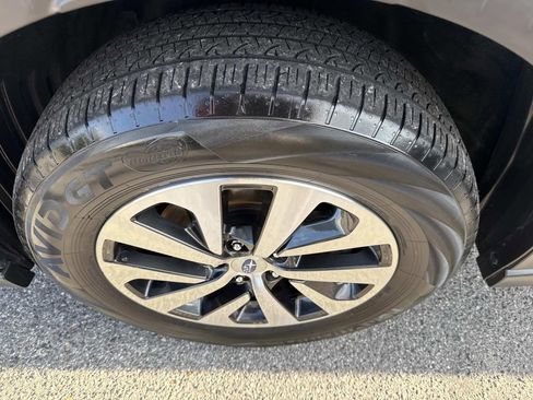 Used 2020 Subaru Outback Premium w/ Popular Package #1 image 12