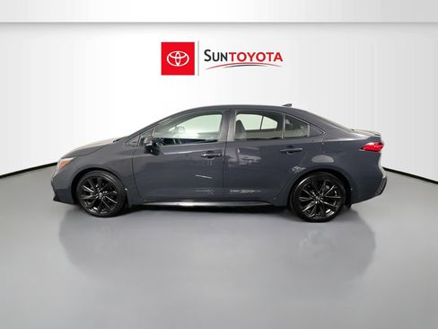 Used 2025 Toyota Corolla SE image 7